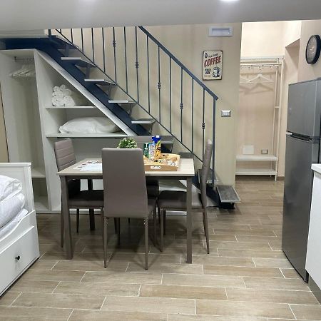 مبيت وإفطار Napoli Centro - La Casa Di Cate المظهر الخارجي الصورة