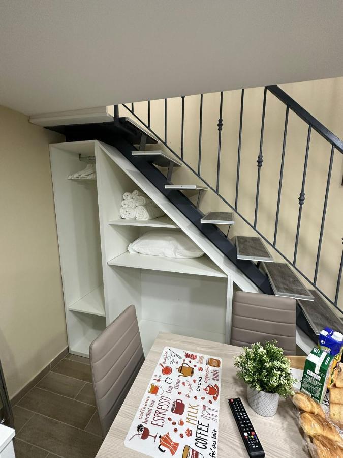مبيت وإفطار Napoli Centro - La Casa Di Cate المظهر الخارجي الصورة