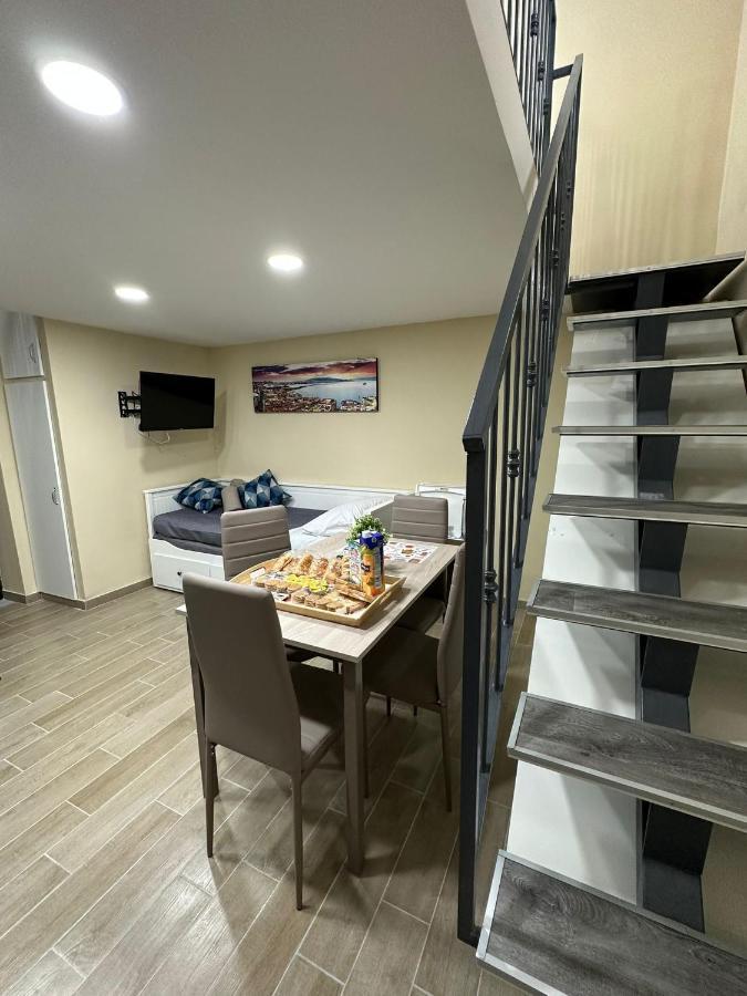 مبيت وإفطار Napoli Centro - La Casa Di Cate المظهر الخارجي الصورة
